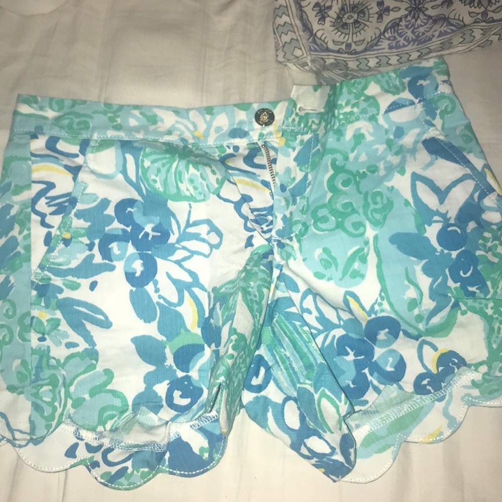 New Lilly shorts!